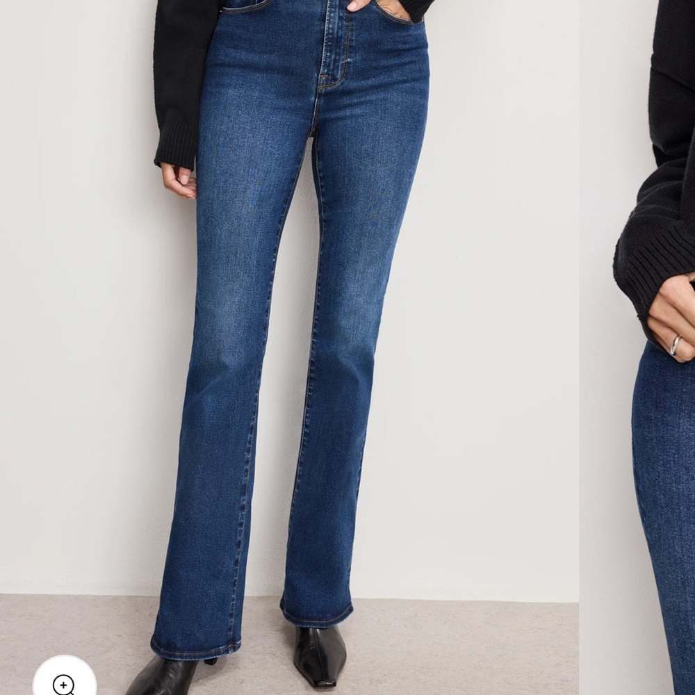 Good American “Always Fits” Dark Blue Jeans